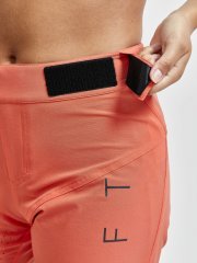 Craft ADV Offroad XT Shorts Damen mit Pad - coral